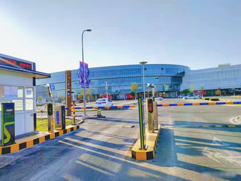 天津SM天津濱海城市廣場停車場收費管理系統及設備案例